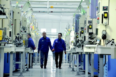 以技術(shù)創(chuàng)新引領(lǐng)產(chǎn)業(yè)蝶變 邁向國(guó)內(nèi)領(lǐng)先、行業(yè)一流的工業(yè)強(qiáng)市之路